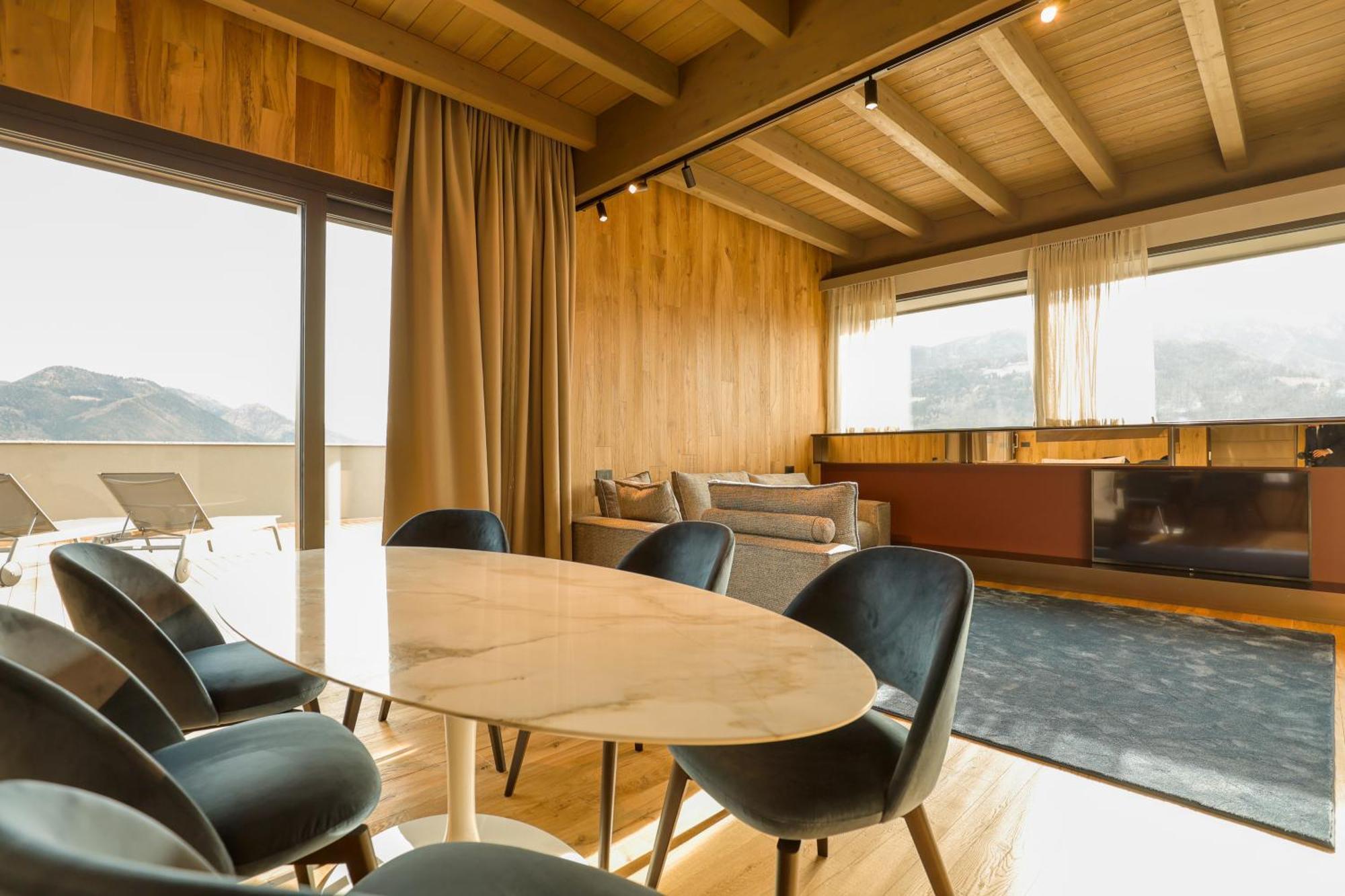 ホテル Collina Luxury Relais クルゾーネ エクステリア 写真