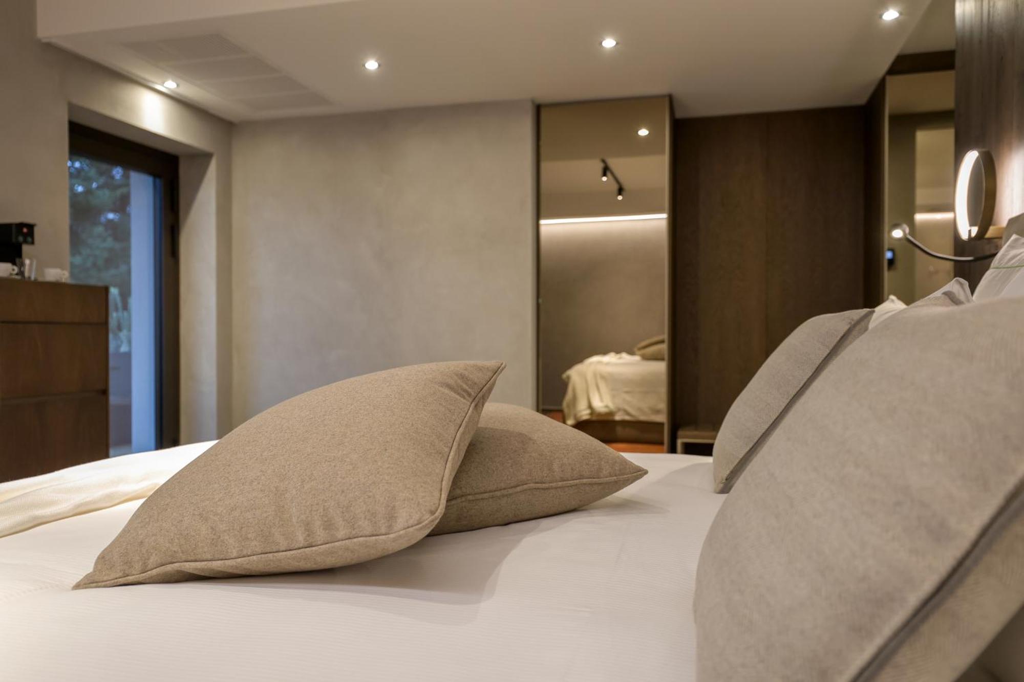 ホテル Collina Luxury Relais クルゾーネ エクステリア 写真